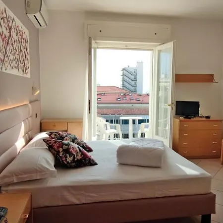 Szálloda Platani 2*