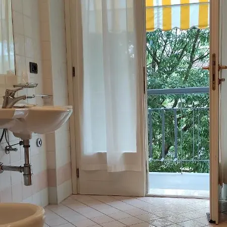 Platani Отель 2*